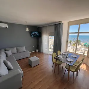  Aparthotel Wave Beachfront Albanien